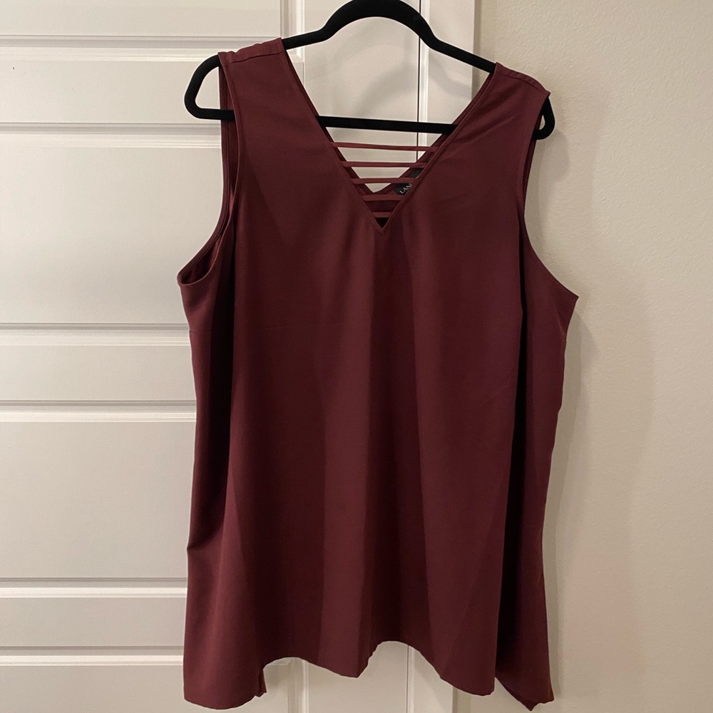 Burgundy sleeveless Lane Bryant 18